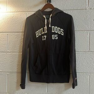 League sweatshirt. Georgia Bulldogs